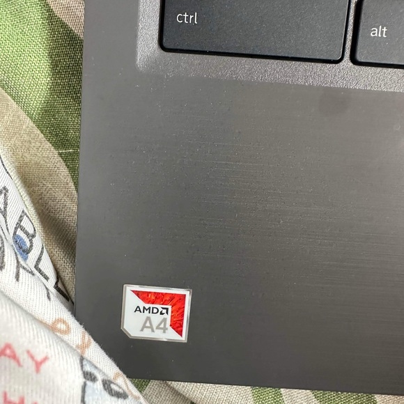 Almost new - Picture 10 of 12